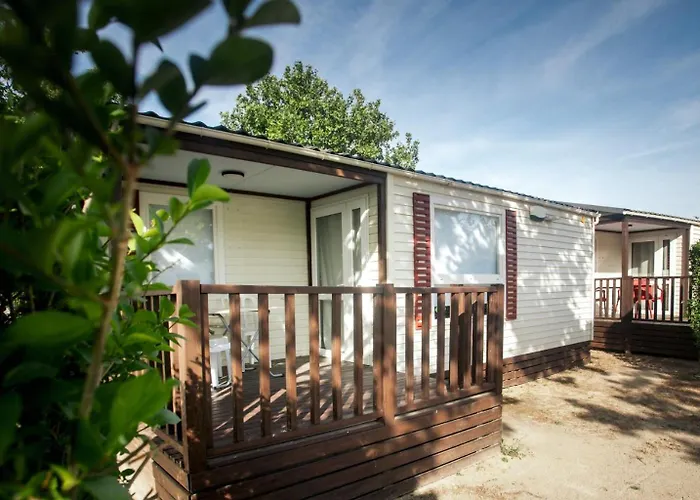 Bungalows Zaragoza Camping